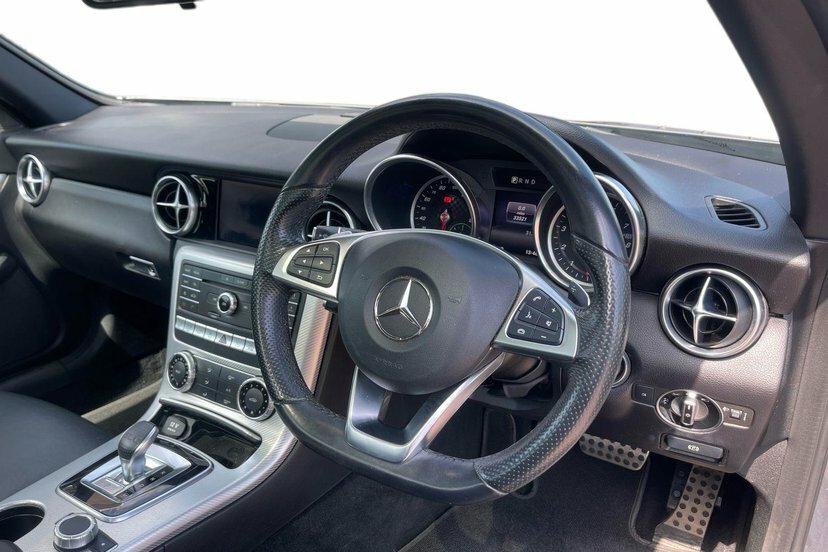 Mercedes-Benz SLC 2.0 Slc200 Amg Line Convertible G-troni Grey #5