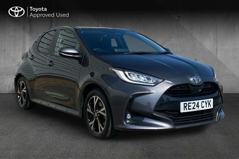 Toyota Yaris 1.5 Vvt-h Design Hatchback Hybrid E-cvt Grey