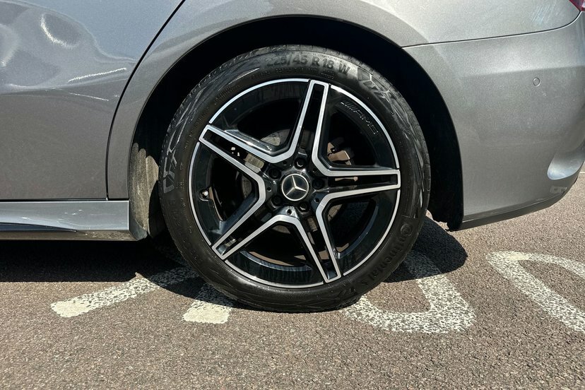 Mercedes-Benz A Class A200d Amg Line Edition Premium Grey #4