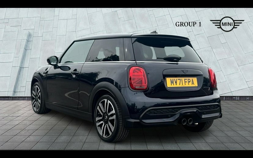 Mini Hatch 3-Door Hatch Cooper S Exclusive MV71FPA Black #2