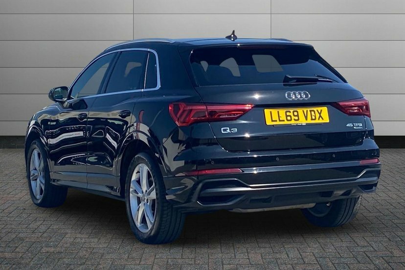 Audi Q3 2.0 Tfsi 45 S Line Suv S Tronic Quattro Black #3