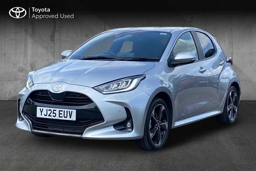 Toyota Yaris 1.5 Vvt-h Excel Hatchback Hybrid E-cvt Silver #3