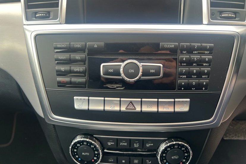 Mercedes-Benz GL Class 3.0 Gl350 V6 Bluetec Amg Sport G-tronic 4Wd Ss Black #21
