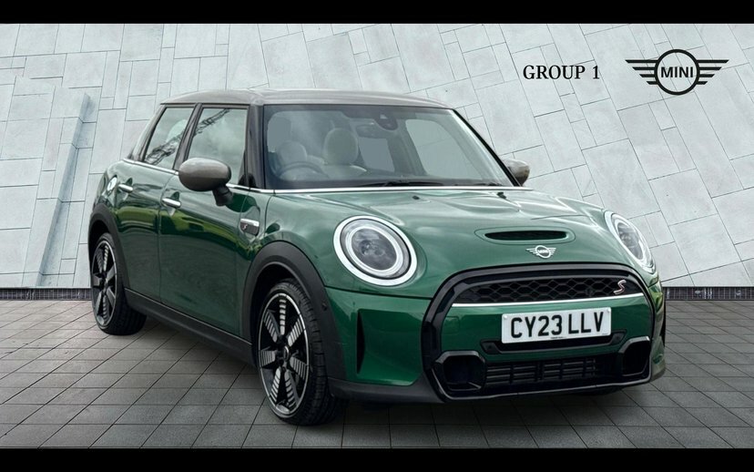 Mini Hatch 5-Door Hatch Cooper S Exclusive CY23LLV Green