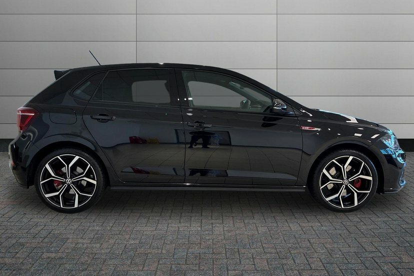 Volkswagen Polo 2.0 Tsi Gti Hatchback Dsg 207 Ps Black #4