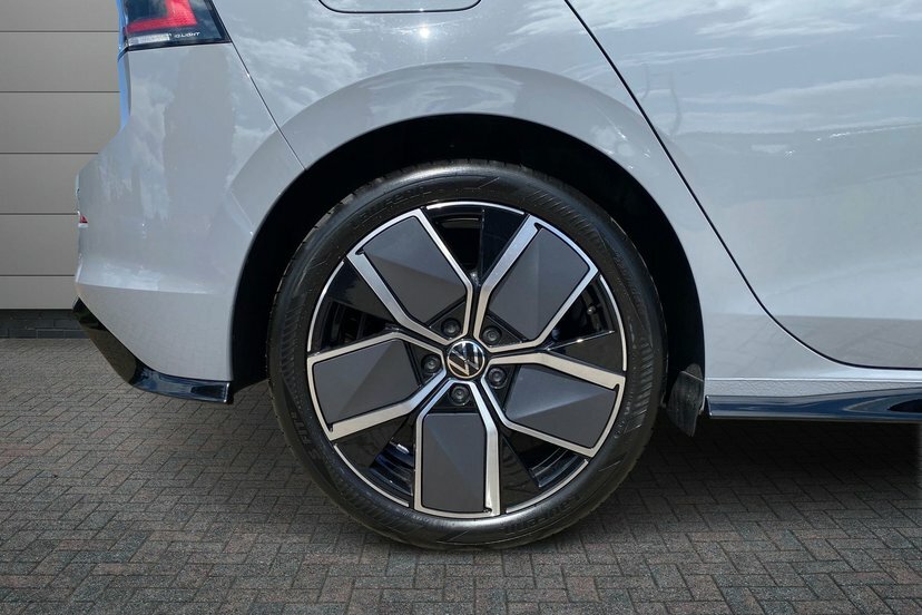 Volkswagen Golf 1.5 Tsi Black Edition Hatchback Grey #5