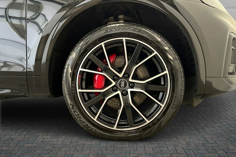 Audi Q5 2.0 Tfsie 50 Edition 1 Suv Plug-in Hybr Black #5