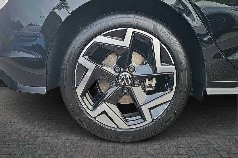 Volkswagen Golf 2.0 Tdi R-line Hatchback Dsg 150 Ps DC26EEA Black #5