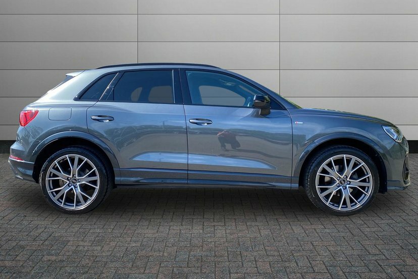 Audi Q3 1.5 Tfsi Cod 35 Black Edition Suv S Tro Grey #4