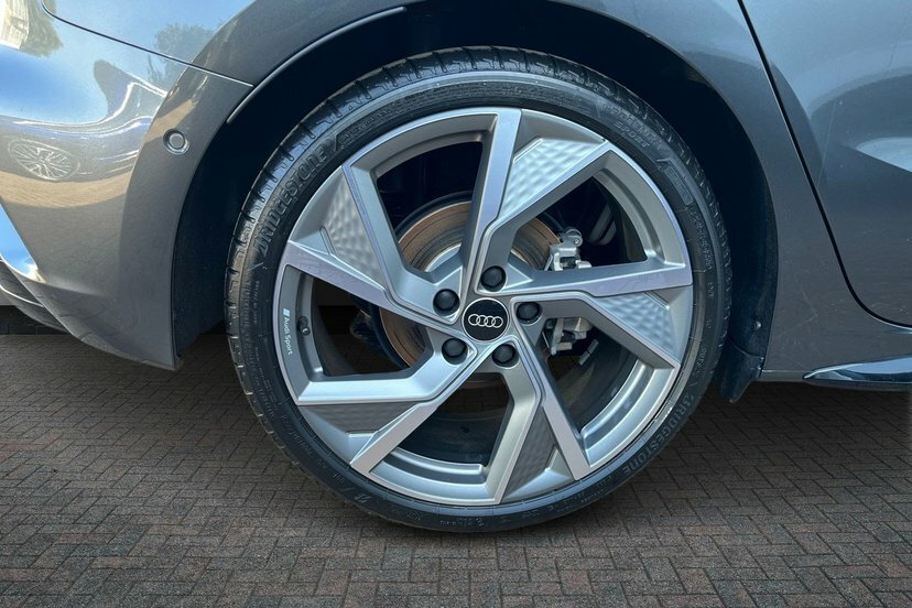 Audi A3 1.5 Tfsi Black Edition Sportback S Tron Grey #5