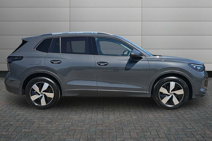 Volkswagen Tiguan 1.5 Etsi Mhev Match Suv Hybrid Dsg 150 Grey #4