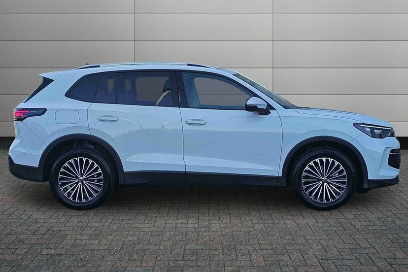 Volkswagen Tiguan 1.5 Etsi Mhev Match Suv Hybrid Dsg 150 White #6