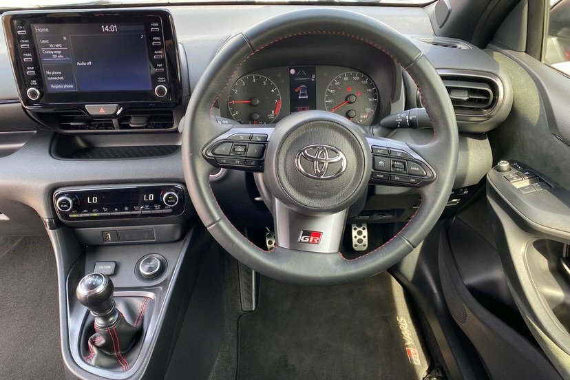 Toyota Yaris 1.6T Gr Circuit Hatchback Awd 2 Red #6