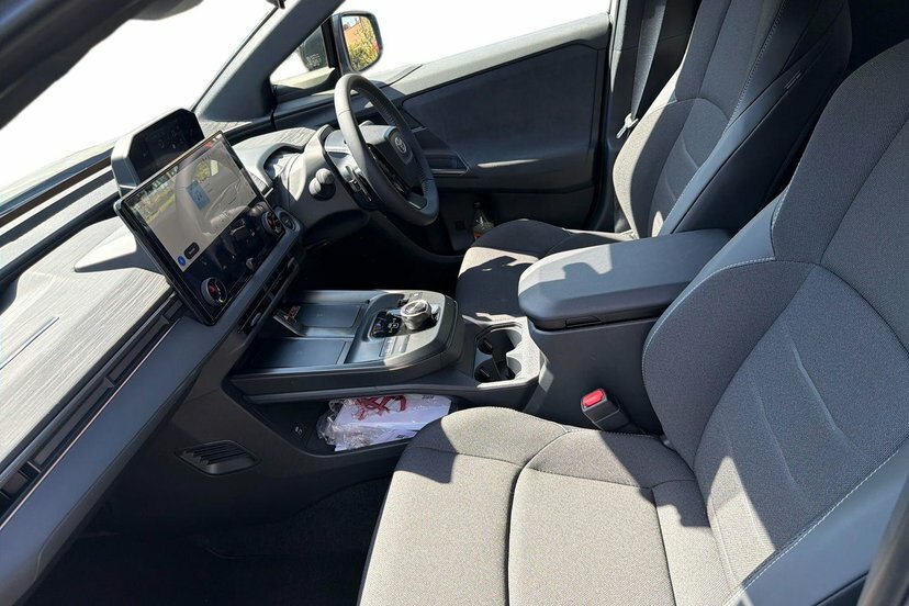 Toyota C-Hr 1.8 Vvt-h Design Cvt Euro 6 Ss  #10