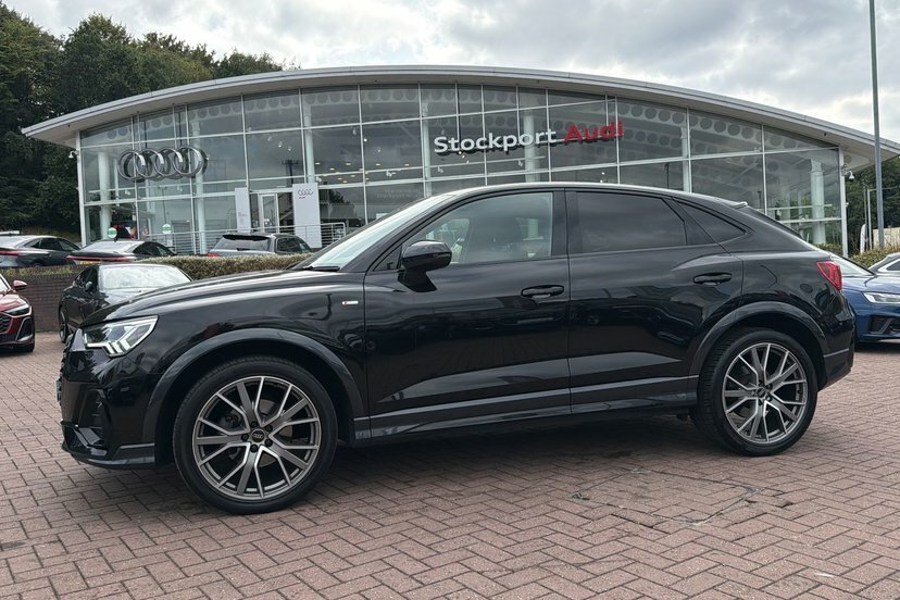 Audi Q3 1.5 Tfsi 35 Sport Sportback S Tronic White #30