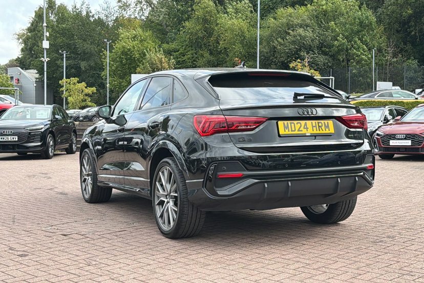 Audi Q3 1.5 Tfsi 35 Sport Sportback S Tronic White #16
