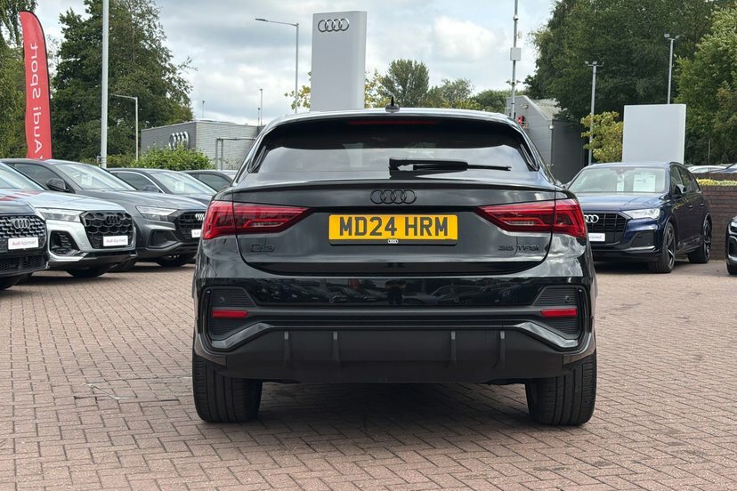 Audi Q3 1.5 Tfsi 35 Sport Sportback S Tronic White #18