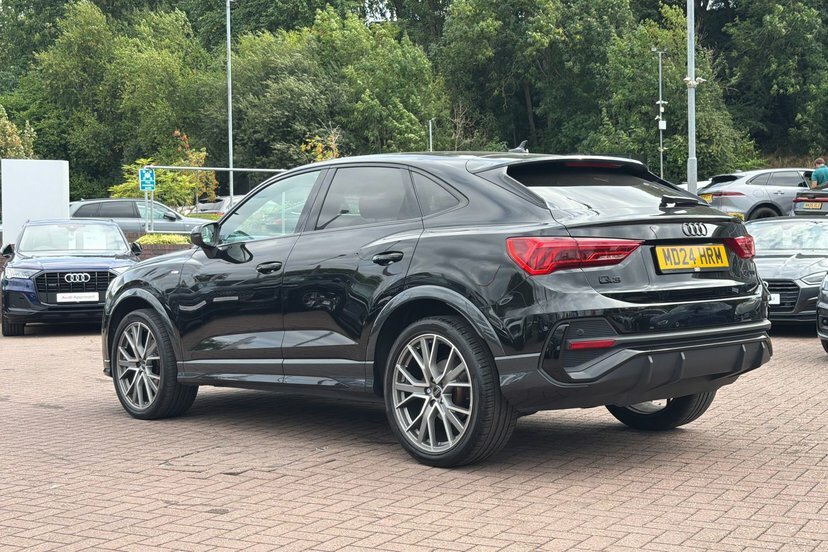 Audi Q3 1.5 Tfsi 35 Sport Sportback S Tronic White #17