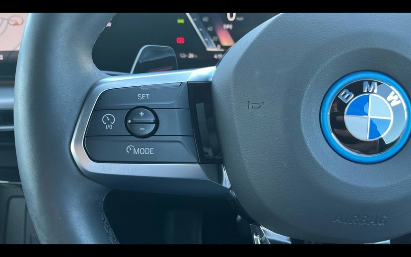 BMW iX2 30 66.5Kwh M Sport Xdrive 11Kw Charger White #17