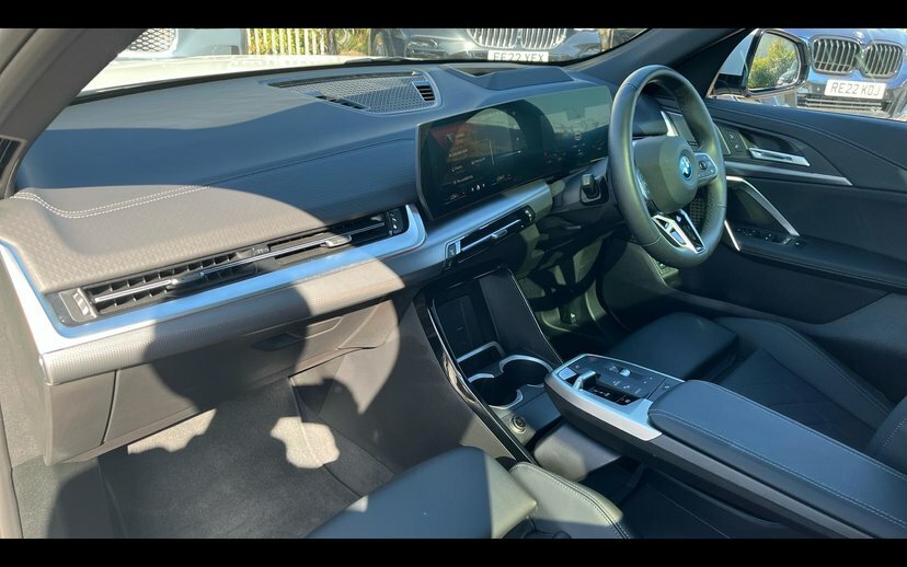 BMW iX2 30 66.5Kwh M Sport Xdrive 11Kw Charger White #7
