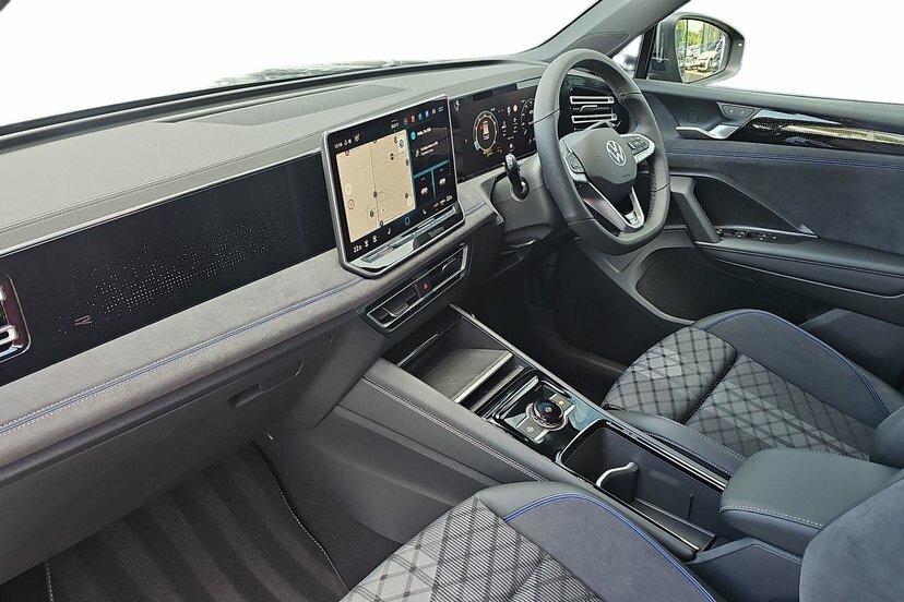 Volkswagen Tiguan 1.5 Etsi Mhev R-line Suv Hybrid Dsg 15 Grey #2