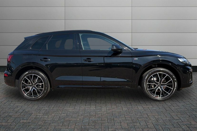 Audi Q5 2.0 Tfsi 45 Black Edition Suv S Tronic Black #4