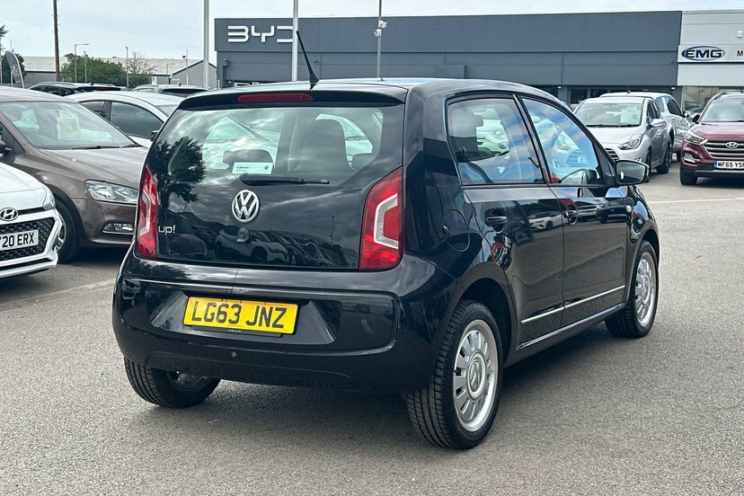 Volkswagen Up 1.0 Move Up Ulez Free 1 Yr Mot 20 Tax White #16