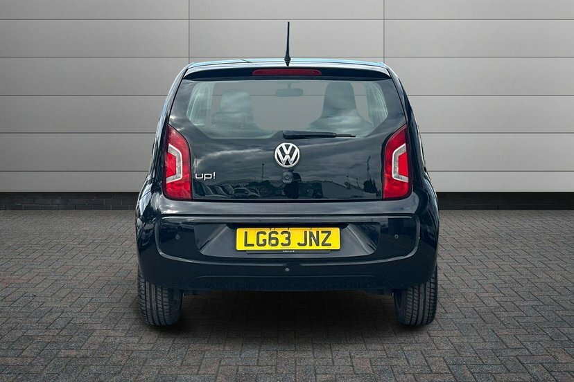 Volkswagen Up 1.0 Move Up Ulez Free 1 Yr Mot 20 Tax White #11