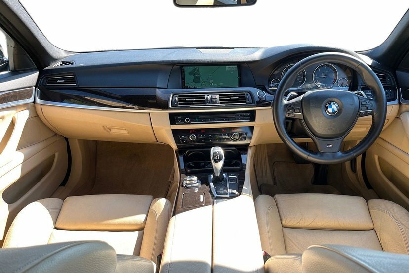 BMW 5 Series 3.0 530D M Sport Touring Euro 5 2 Blue #6