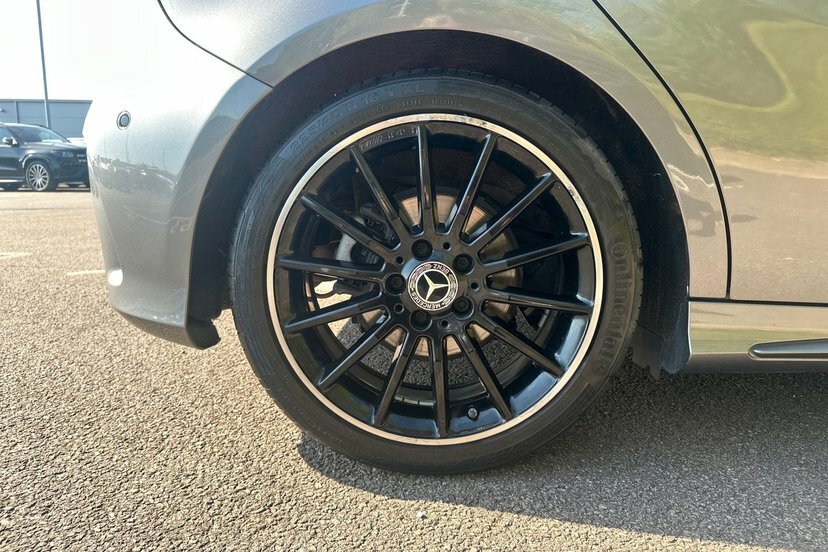 Mercedes-Benz A Class A200d Amg Line Premium Plus Grey #4