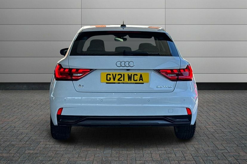 Audi A1 Audi A1 Citycarver A1 Citycarver 30 Tfsi 110 Ps S Black #11