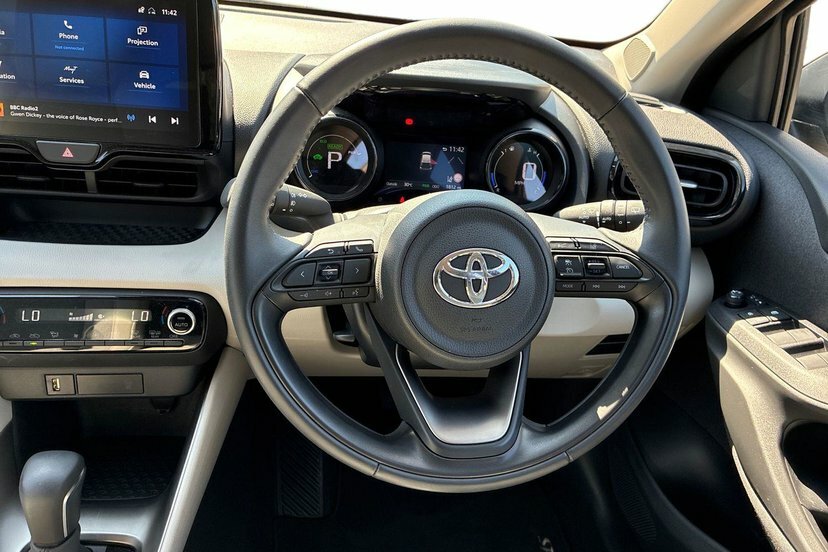 Toyota Yaris 1.5 Vvt-h Excel Hatchback Hybrid E-cvt Brown #6