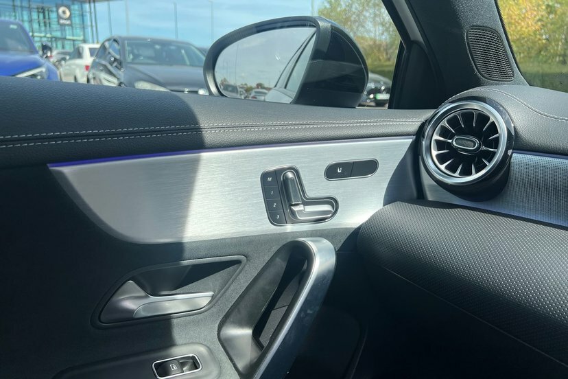 Mercedes-Benz A Class 1.3 A180 Sport Saloon Euro 6 S Silver #29