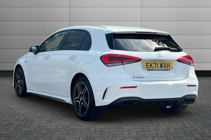 Mercedes-Benz A Class 2.0 A180d Amg Line Edition Premium Plus Hatchbac White #2