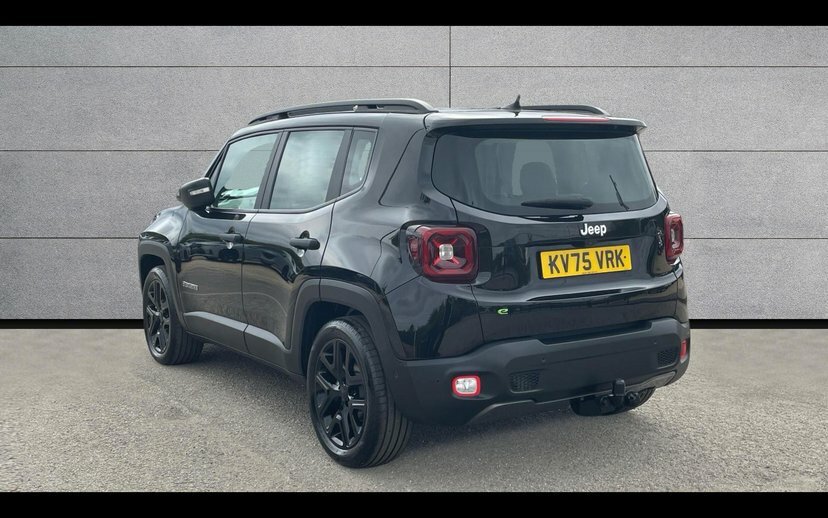 Jeep Renegade 1.5 T4 E-hybrid Mhev Altitude Suv Hybri Black #2