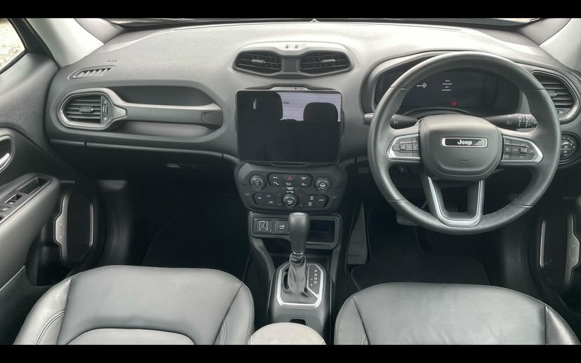 Jeep Renegade 1.5 T4 E-hybrid Mhev Altitude Suv Hybri Black #4