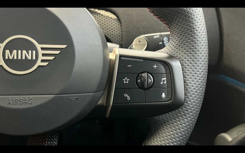 Mini Countryman Suv 1.6 One D Countryman 2500 Worth Of Extras Black #18