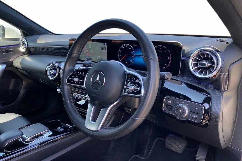 Mercedes-Benz A Class 1.5 A180d Sport Premium Hatchback 7G- White #5