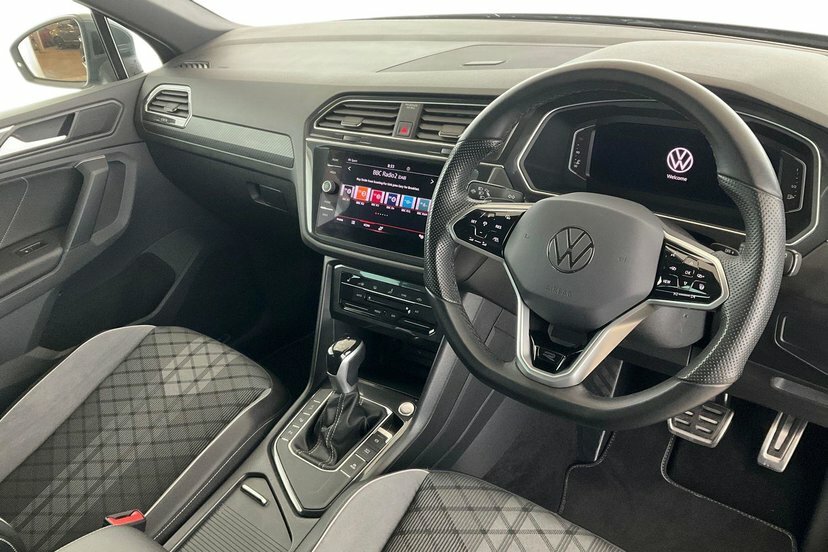 Volkswagen Tiguan 2.0 Tdi R-line Suv Dsg 150 Ps Grey #6