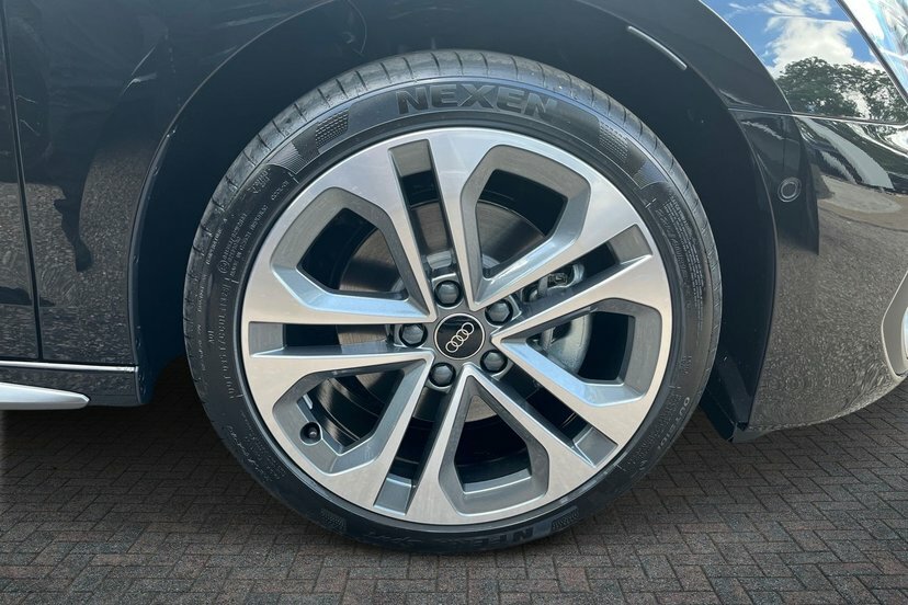 Audi A3 1.5 Tfsie S Line Sportback Plug-in Hybr LO26YJE Black #5