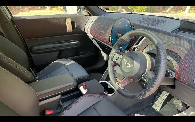 Mini Countryman Se 66.5Kwh Sport Suv All4 313 P Green #6