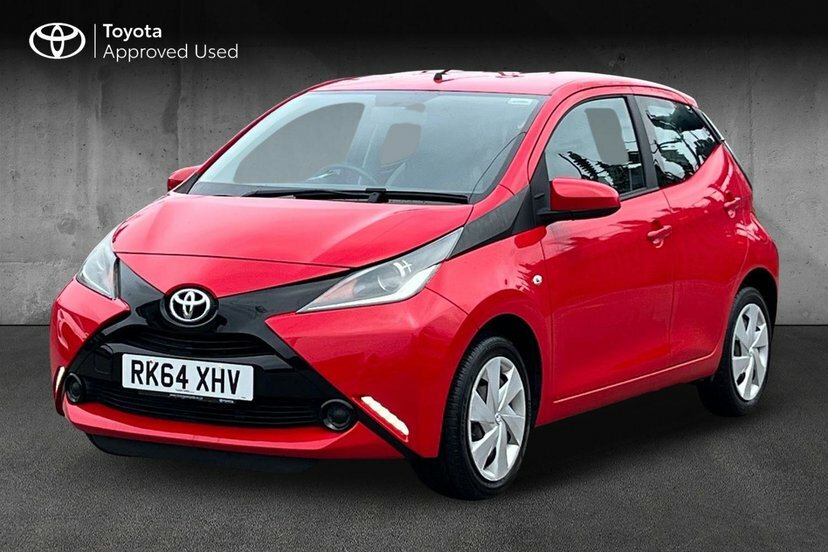 Toyota Aygo 1.0 Vvt-i X-play Hatchback Euro Red #3