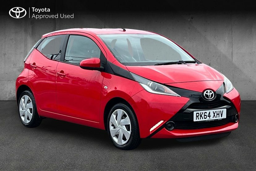 Toyota Aygo 1.0 Vvt-i X-play Hatchback Euro Red