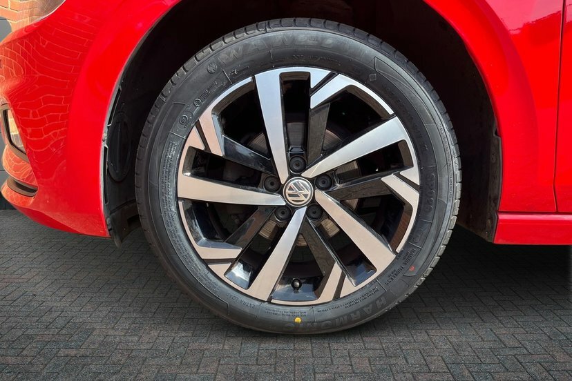 Volkswagen Polo 1.0 Tsi Gpf Beats Hatchback 95 Red #5