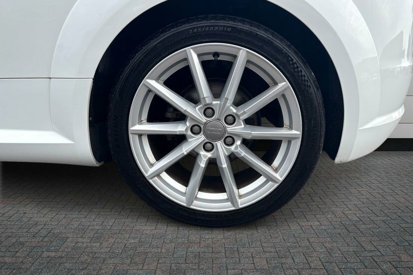 Audi TT 1.8 Tfsi Sport Coupe 180 Ps White #5