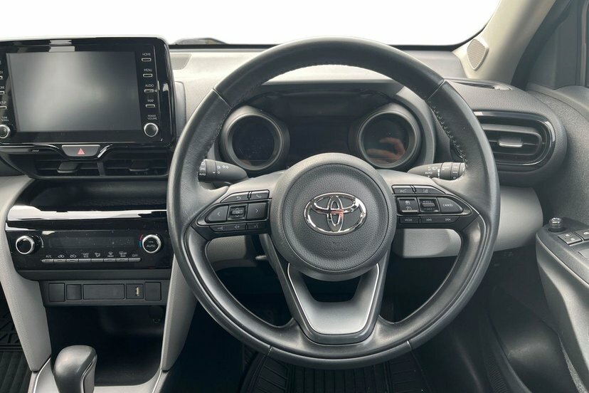 Toyota Yaris Cross 1.5 Vvt-h Icon Suv Hybrid E-cvt 116 Ps Grey #6
