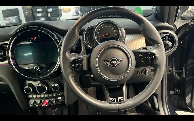 Mini Hatch 5-Door Hatch Cooper Exclusive Black #5