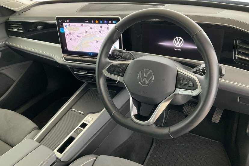 Volkswagen Passat 1.5 Tsi Ehybrid 19.7Kwh Life Estate Plu Blue #6