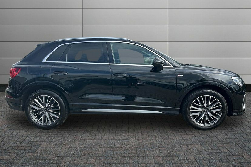 Audi Q3 1.5 Tfsi Cod 35 S Line Suv S Tronic 15 Black #4