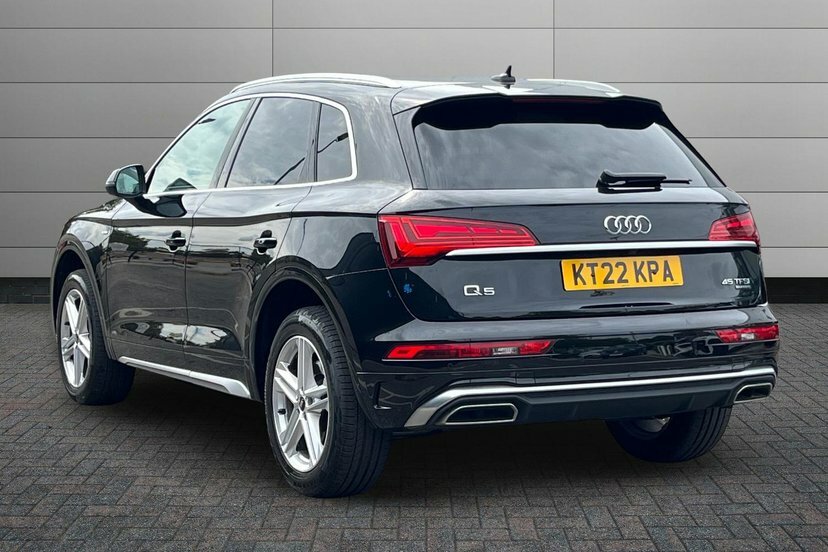Audi Q5 2.0 Tfsi 45 S Line Suv S Tronic Quattro Black #3